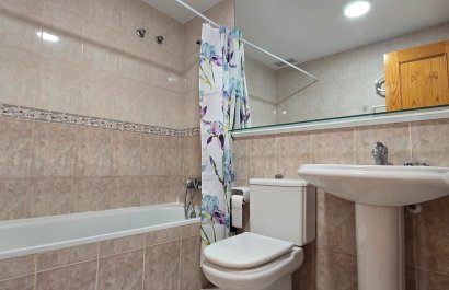 Segunda mano - Adosado -
Albir - centro