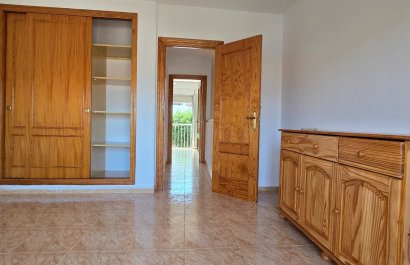 Segunda mano - Adosado -
Albir - centro