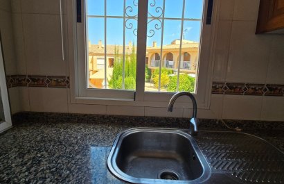 Segunda mano - Adosado -
Albir - centro