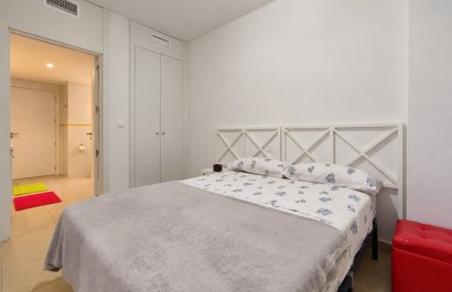 Segunda mano - Apartamento / piso -
Orihuela Costa