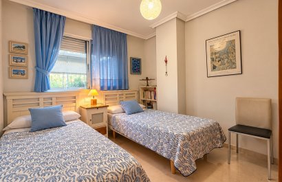Segunda mano - Apartamento / piso -
Denia - Les Marines - Las Marinas