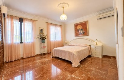 Segunda mano - Villa -
Denia - Montgó