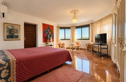 Segunda mano - Villa -
Denia - Montgó