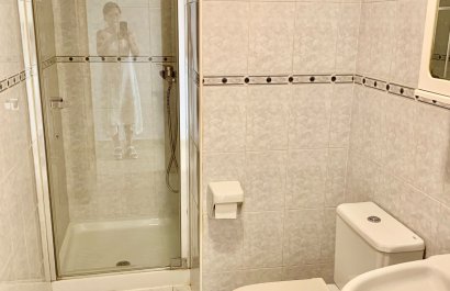Segunda mano - Apartamento / piso -
Albir - centro