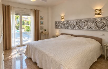 Segunda mano - Villa -
Denia - Montgó