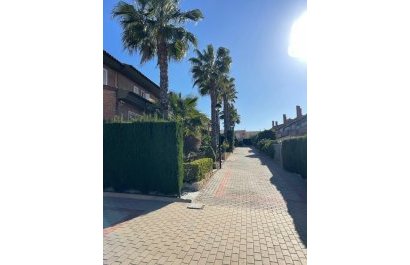 Resale - Townhouse -
Albir - center