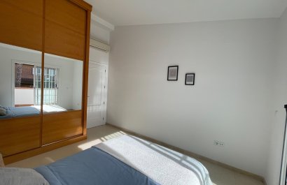 Resale - Townhouse -
Albir - center