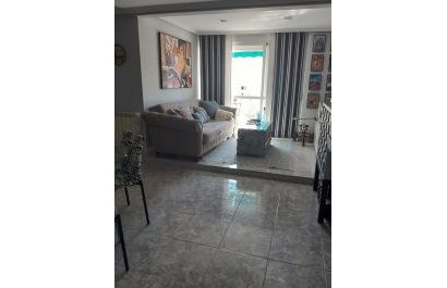 Resale - Apartment / flat -
Benidorm - Zona de Poniente