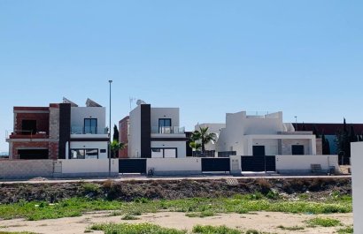 Nouvelle construction - Villa / Jumelée -
Daya Nueva