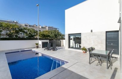 Nouvelle construction - Villa / Jumelée -
Daya Nueva