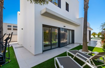 Nouvelle construction - Chalet independiente -
Orihuela Costa - Dehesa de campoamor