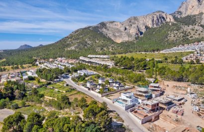 Nouvelle construction - Chalet independiente -
Polop