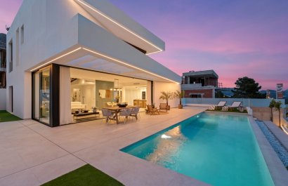 Nouvelle construction - Chalet independiente -
Polop