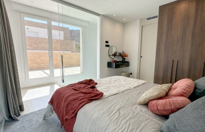 Obra nueva - Villa / Semi pareado -
Algorfa