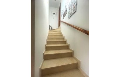 Resale - Chalet independiente -
Polop - Alberca