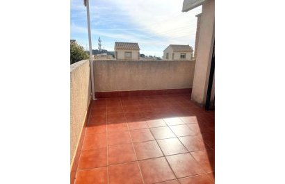 Resale - Chalet independiente -
Polop - Alberca