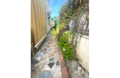 Resale - Chalet independiente -
Polop - Alberca
