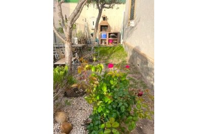 Resale - Chalet independiente -
Polop - Alberca