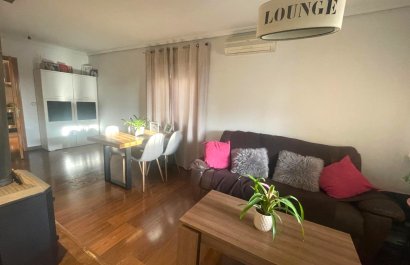 Resale - Chalet independiente -
Polop - Alberca