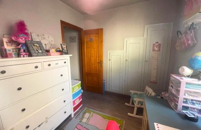 Resale - Chalet independiente -
Polop - Alberca