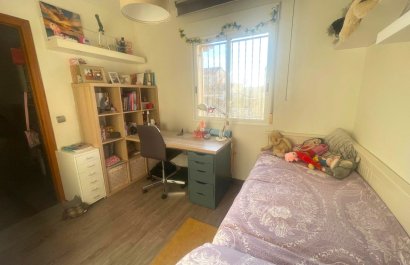 Resale - Chalet independiente -
Polop - Alberca