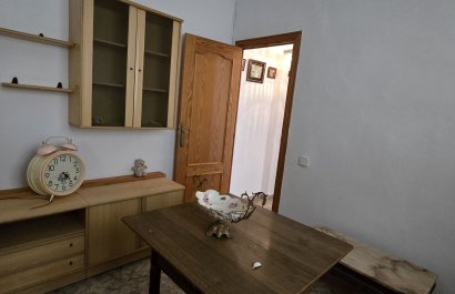Resale - Casa de pueblo  -
Gata de Gorgos