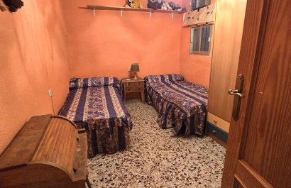 Resale - Casa de pueblo  -
Gata de Gorgos