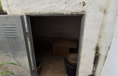 Resale - Casa de pueblo  -
Gata de Gorgos