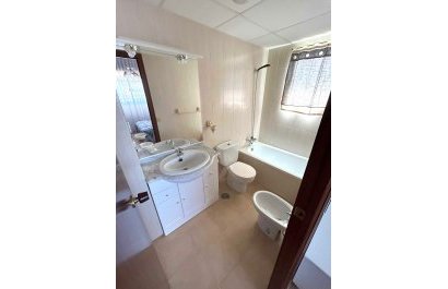 Resale - Apartment / flat -
Benidorm - Zona de Poniente