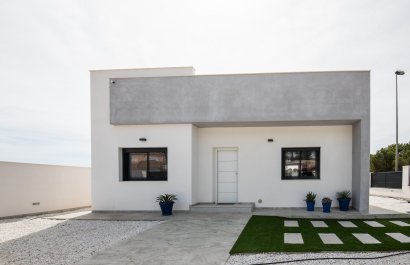 New Build - Chalet independiente -
Pilar de la Horadada - Pinar de Campoverde