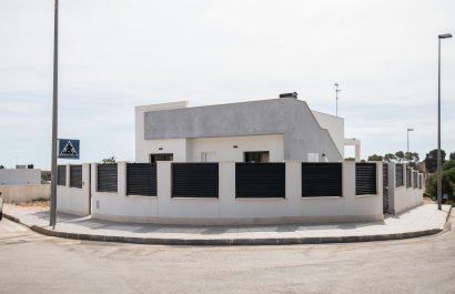 New Build - Chalet independiente -
Pilar de la Horadada - Pinar de Campoverde